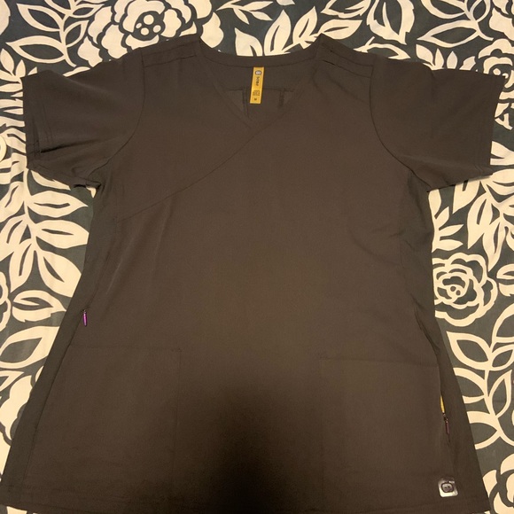 Aero Women’s a scrub Top - Picture 1 of 6